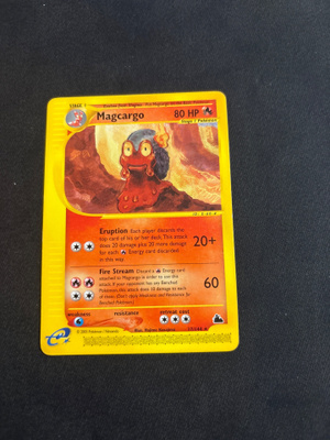 Magcargo 17/144 Skyridge
