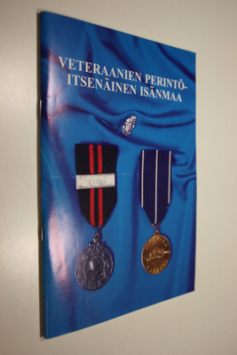Matti (toim.) Lukkari : Veteraanien perintö - itsenäinen ...