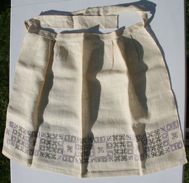 Puoliesiliina pellava