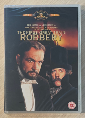 Michael Crichton: KULTAJUNA (1979) Sean Connery (UUSI)
