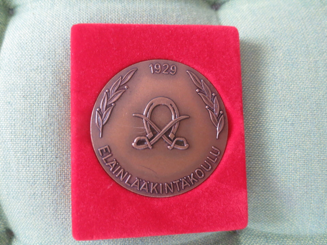 Eläin Lääkintäkoulu  1929 Mitali