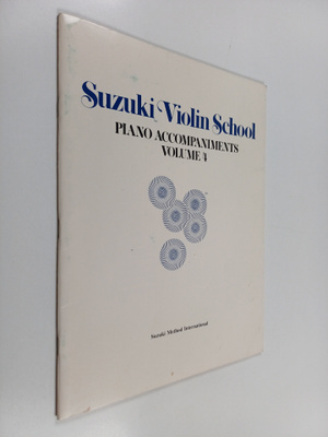 Suzuki Violin School : Piano accompaniments volume 4