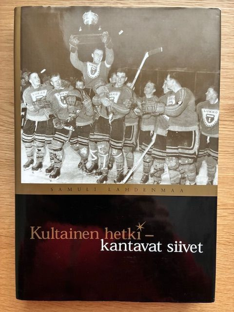Kultainen hetki- kantavat siivet kk