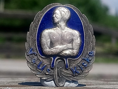 Urheilumerkki vuodelta 1913. Alkuperäinen mutteri. Halkaisij