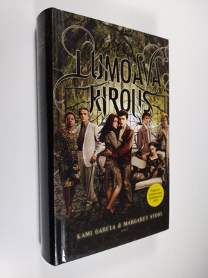Kami Garcia : Lumoava kirous