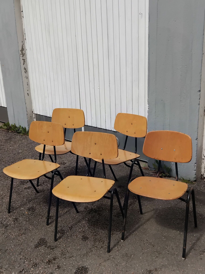 KAUNIS, PÄÄSTÄVEDETTÄ SÄNKY