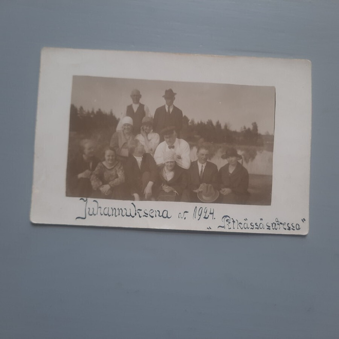 PK juhlaväkeä Pitkässäaaressa v-24 Kotka