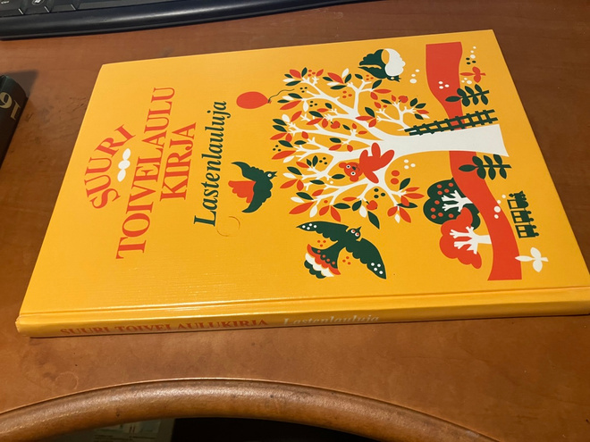 SUURI TOIVELAULUKIRJA LASTENLAULUJA HYVÄ
