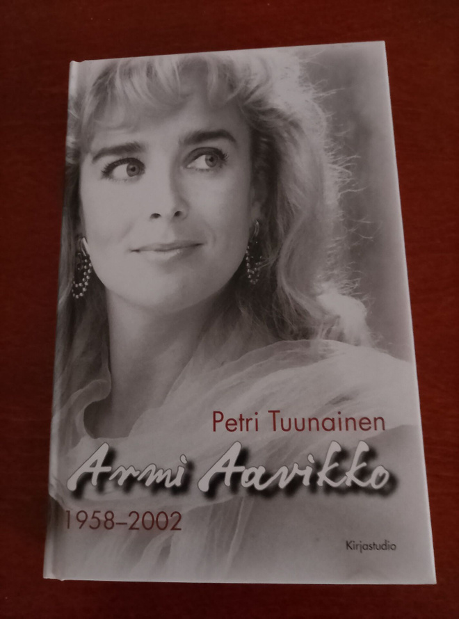 Petri Tuunainen : Armi Aavikko 1958-2002