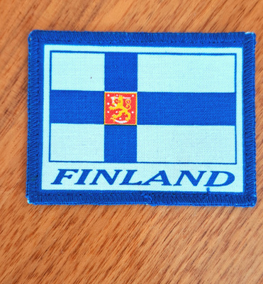Suomen lippu kangasmerkki