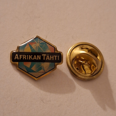 AFRIKAN TÄHTI PINSSI