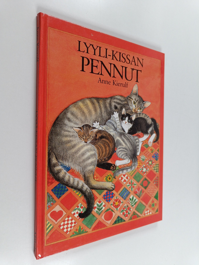 Anne Kierulf : Lyyli-kissan pennut