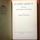 Alfred Harbage : As they liked it Shakespeare and Morality - pikkukuva 1