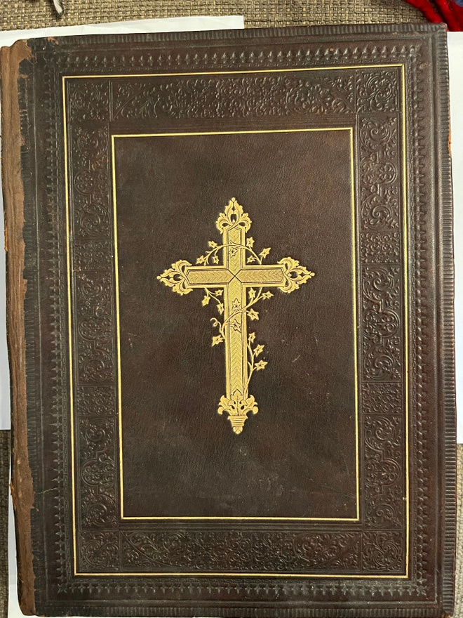 Perheraamattu 1893 uusi ja Vanha testamentti
