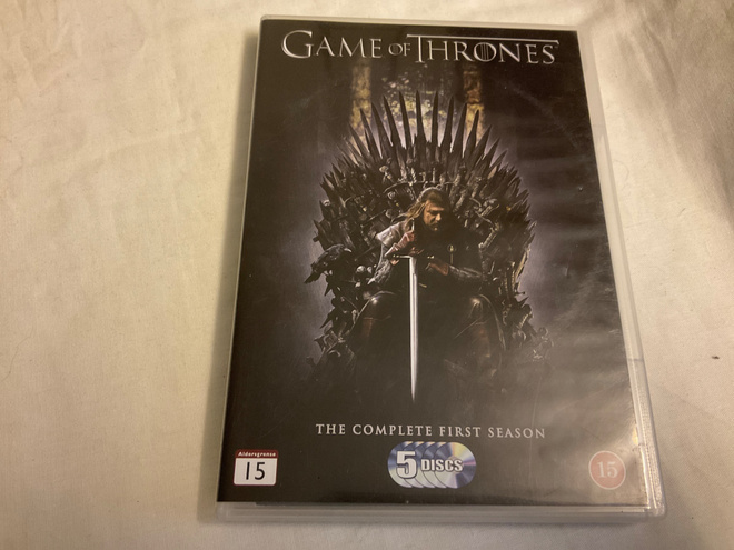 Game of Thrones Season 1  (5dvd)