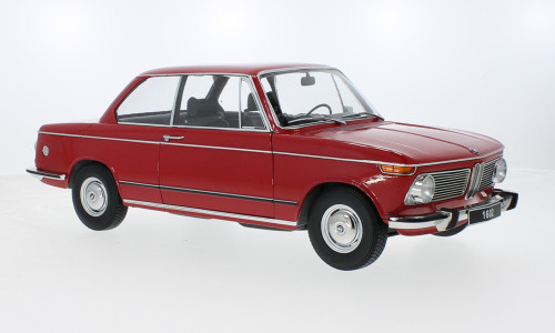HUOM!  1:12 Kokoluokan  BMW.Pituus 36 cm