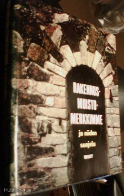Rakennusmuistomerkkimme ja niiden suojelu (Sis.postikulut)