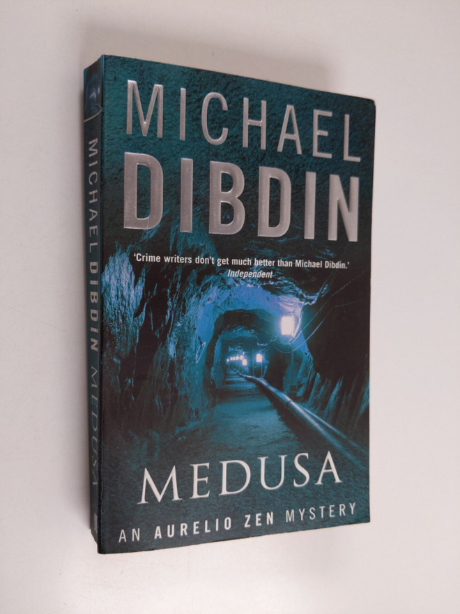 Michael Dibdin : Medusa