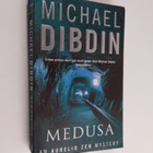 Michael Dibdin : Medusa - pikkukuva 1