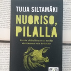 Tuija Siltamäki - Nuoriso, pilalla (sid.) - pikkukuva 1
