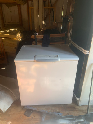 Electrolux arkkupakastin