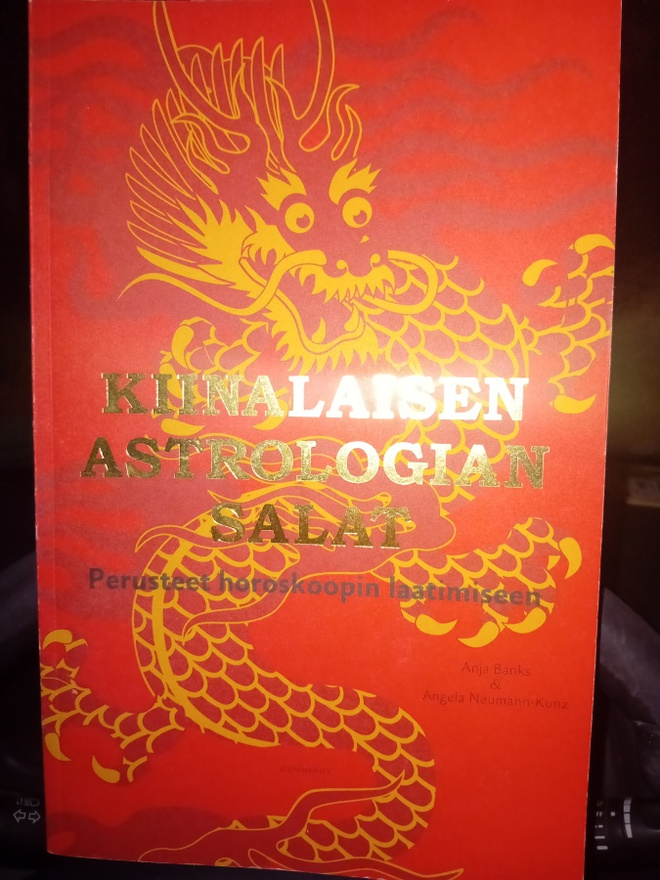 Kiinalaisen astrologian salat ( SIS POSTIKULU  )