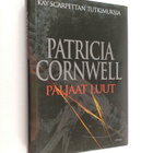 Patricia Cornwell : Paljaat luut - pikkukuva 1