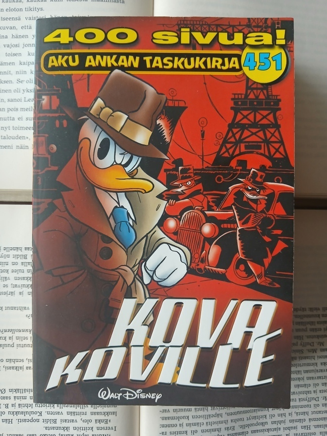 Aku Ankan taskukirja 451 • Kova koville
