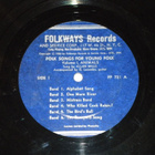 ALAN MILLS – Folk Songs For Young Folk Volume 1 LP 1956 EX - pikkukuva 3