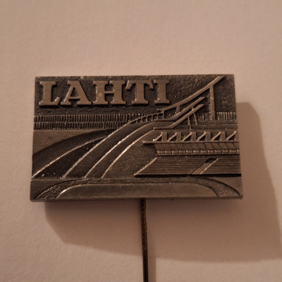 LAHTI NEULAMERKKI