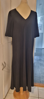 Juhlamekko,koko n. XL
