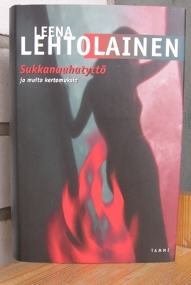 Leena Lehtolainen: Sukkanauhatyttö ja muita kertomuksia. 2p.