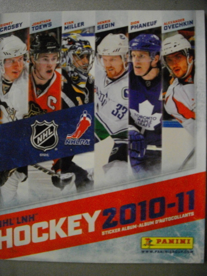 NHL Hockey 2010-11. Stricker album (19.3)