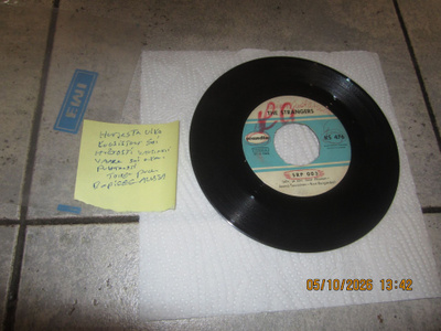 7" vinyyli: The Strangers – SRP 003 / Vaara (1963)