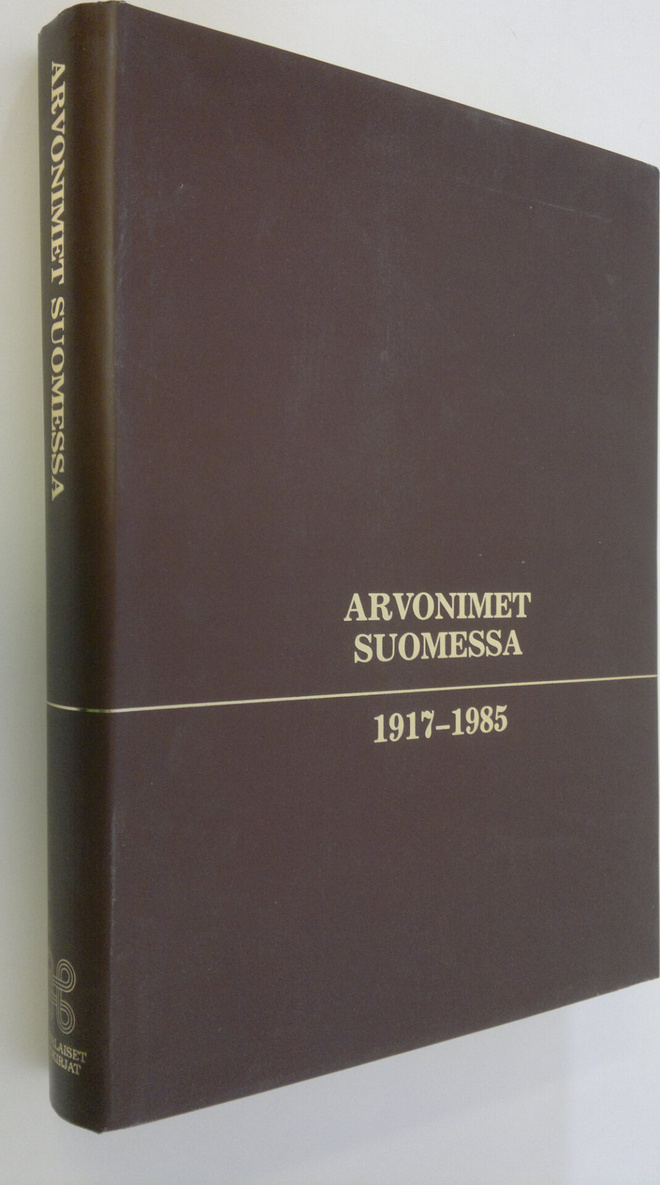 Stig-Göran Segercrantz : Arvonimet Suomessa 1917-1985