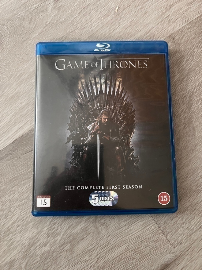 Game of thrones the complete first season  blu-ray