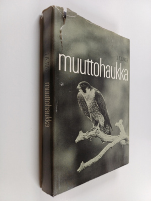 J. A. Baker : Muuttohaukka