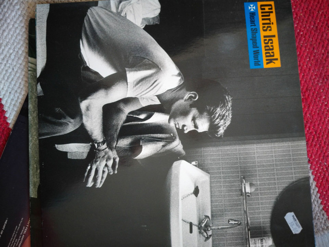 Chris Isaak vinyyli Heart Shaped world