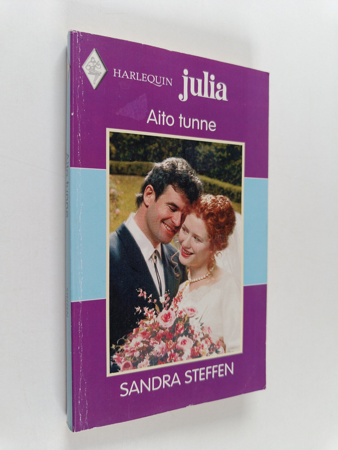 Sandra Steffen : Aito tunne