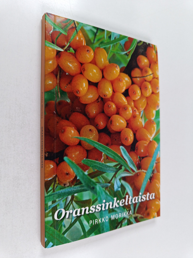 Pirkko Morikka : Oranssinkeltaista : runoja