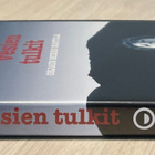 Kari Hotakaisen TUMMIEN VESIEN TULKIT (2002) 2DVD - pikkukuva 3
