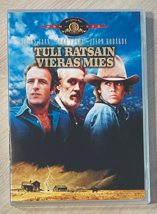 Tuli ratsain vieras mies (1978) James Caan, Jane Fonda