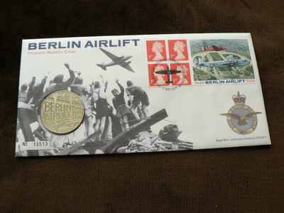 Philatelic Medallic Cover - Berlin Airlift  ( 1999 )
