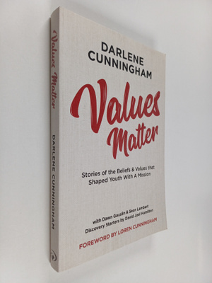 Sean Lambert ym. : Values Matter - Stories of the Beliefs...