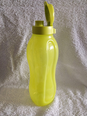 TUPPERWAREN ECO+ JUOMAPULLO 1,5L, juomanokkakorkki
