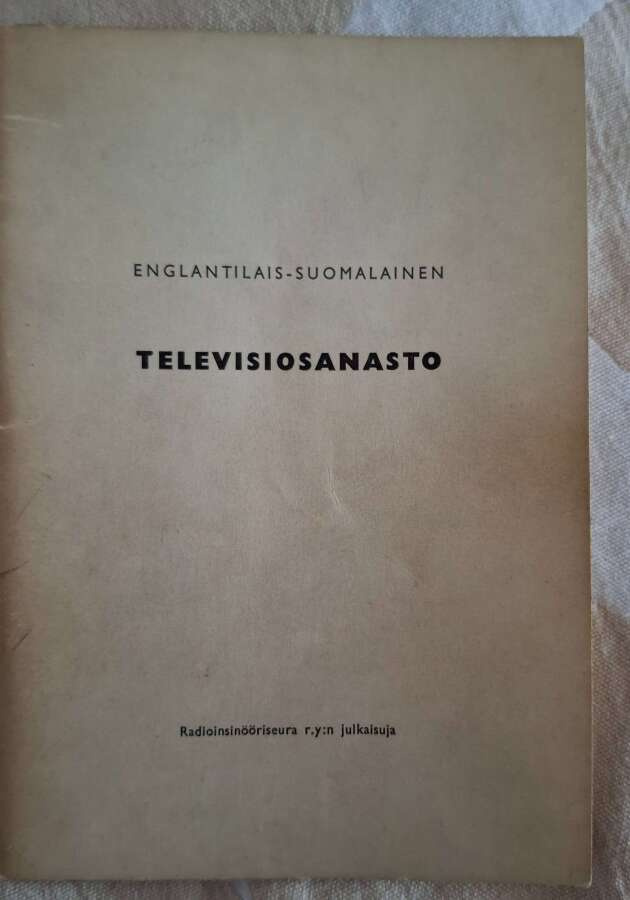 TELEVISIOSANASTO ENGLANTI SUOMI
