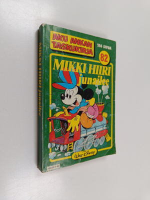 Walt Disney : Mikki Hiiri junailee