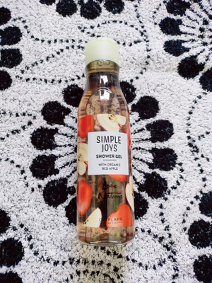 ~Oriflame Red Apple Love Nature -suihkugeeli~