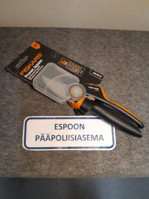 [T3339]  Fiskars oksasakset, ohileikkaavat