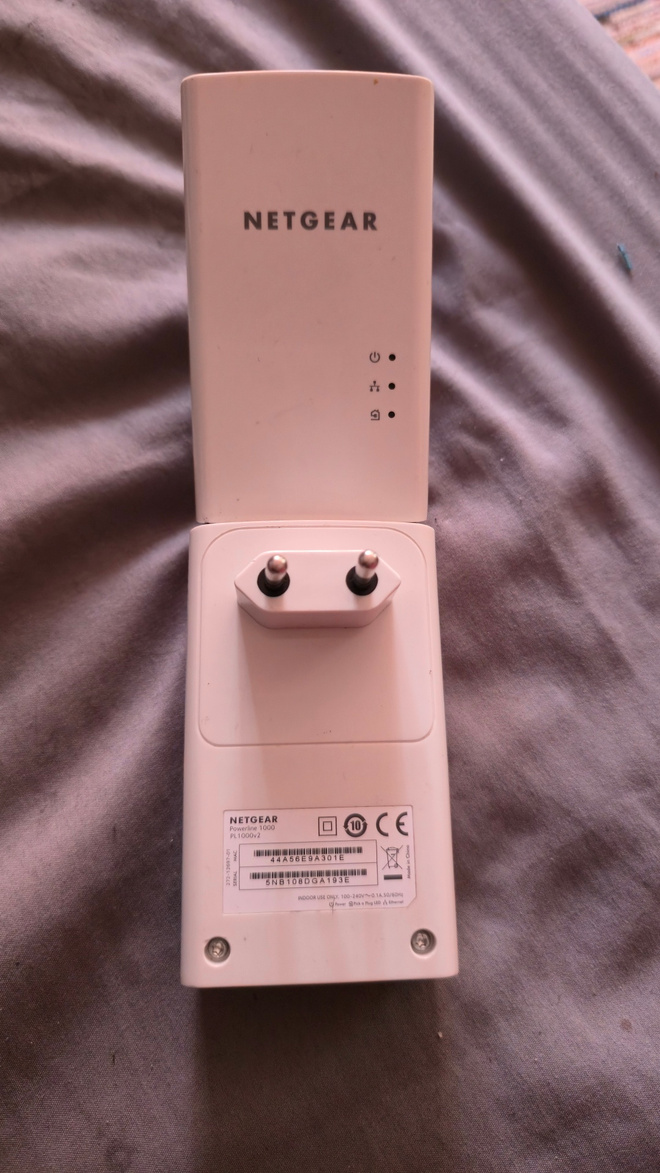 Netgear Pl1000 powerline adapteri
